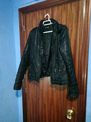 Chaqueta negra talla M-L