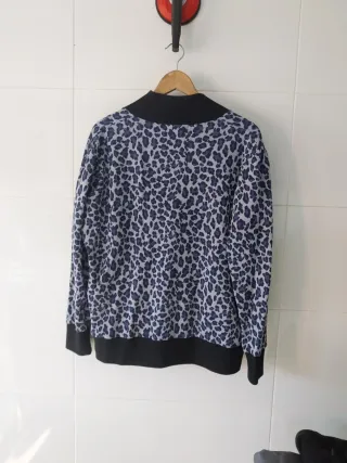 Chaqueta Leopardo Talla 52