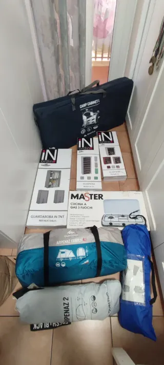 Kit Campeggio: Tenda, Fornello, Armadio