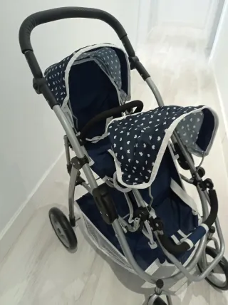 Carrito de muñecas para gemelos