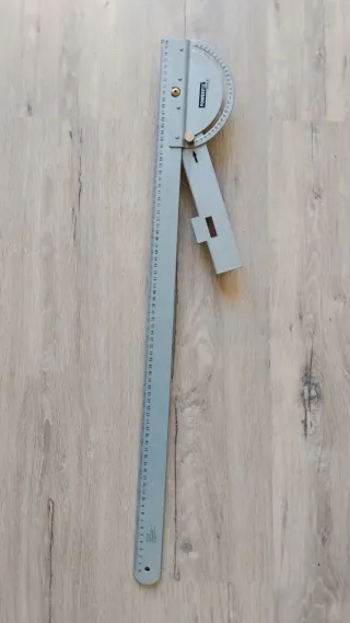 Guía transportadora para cortar