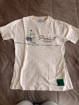 Camiseta Peanuts Snoopy Tenis Blanca