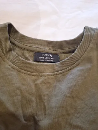 Camiseta verde manga larga