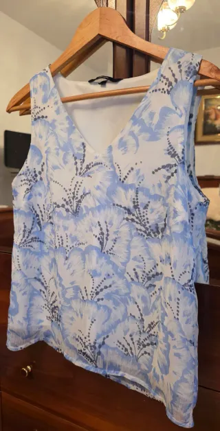 Camiseta Vero Moda azul y blanco