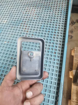 Embellecedor Puerta Nissan