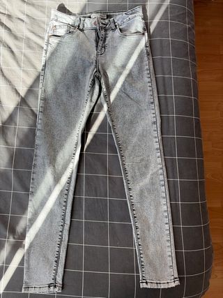 Tejanos elásticos Primark