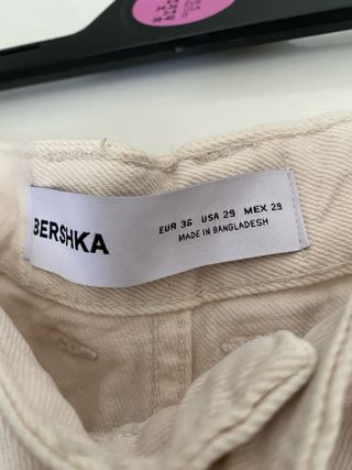 Pantalón blanco Bershka