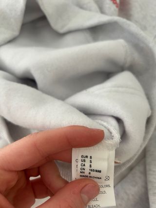 Sudadera White Fox Gris