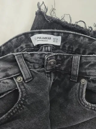 Pantalón vaquero ancho negro