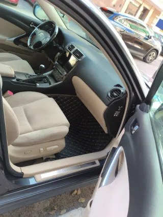 Lexus IS 2009