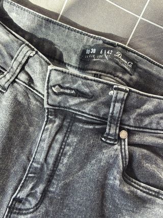 Tejano elástico Primark gris