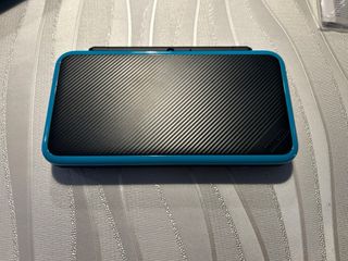 Nintendo 2DS XL Nero e Turchese