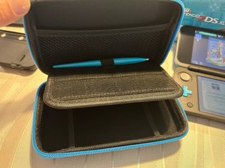 Nintendo 2DS XL Nero e Turchese