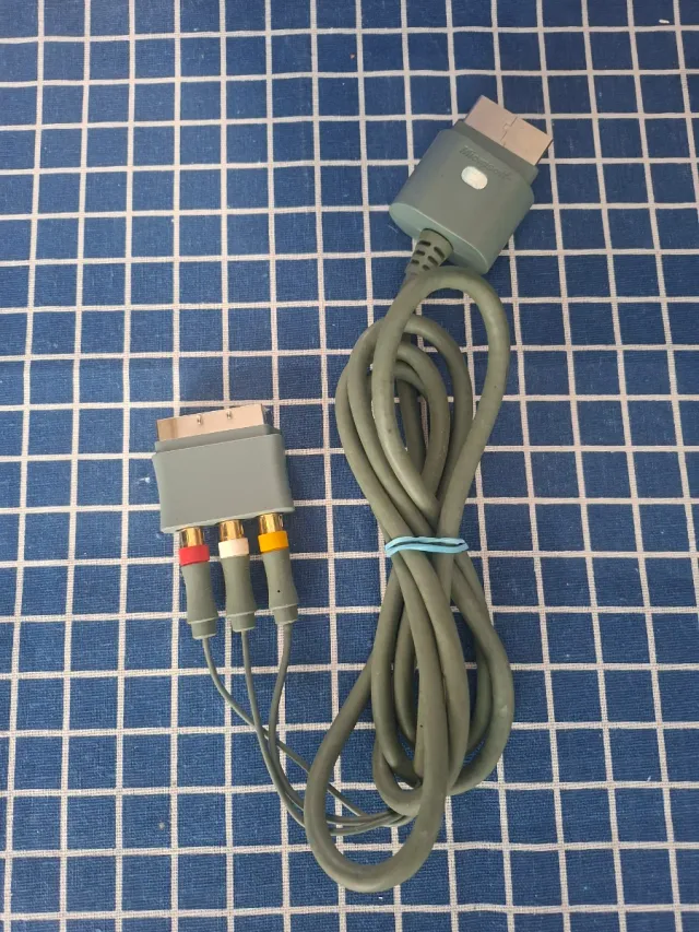 XBOX360 ORIGINAL CABLE TV.