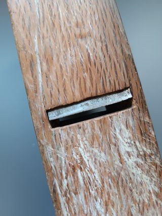 Cepillo antiguo carpintero