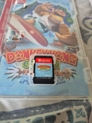 Donkey Kong Country Tropical Freeze Switch