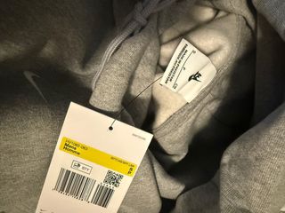 Sudadera Nike Solo Swoosh Gris