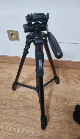 Trípode Esddi Negro