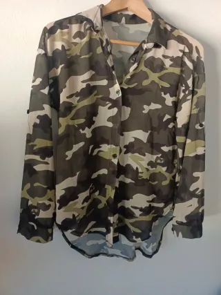 Blusa Camuflaje Beige y Verde