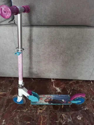 Patinete 2 Ruedas Frozen Niña