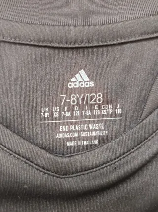 Conjunto deportivo Adidas niño negro talla 7-8.