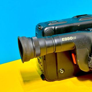 Cámara Canon Canovision E850 Hi 8mm