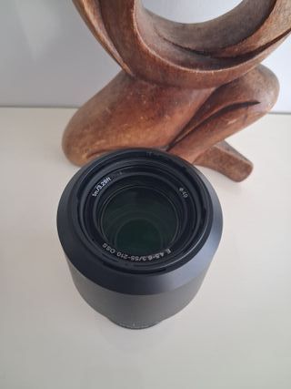 Objetivo Sony 55-210mm f/4.5-6.3 OSS