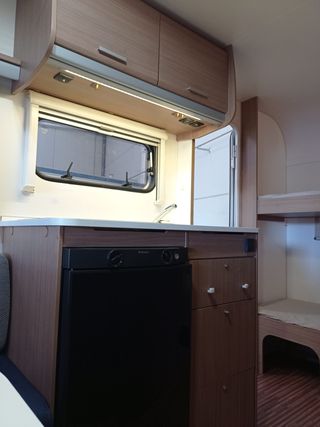Caravana Adria Aviva 350L (Menos 750kg)