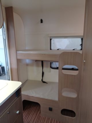 Caravana Adria Aviva 350L (Menos 750kg)