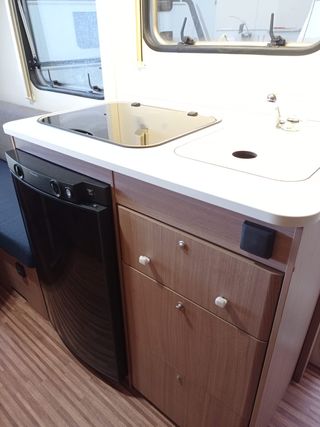 Caravana Adria Aviva 350L (Menos 750kg)