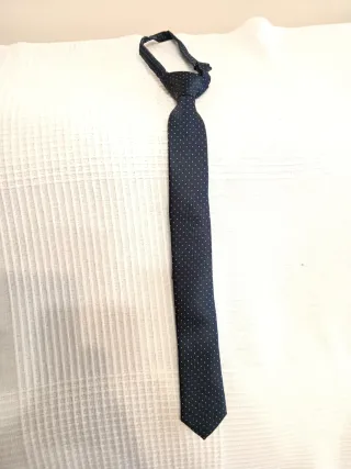 Corbata infantil azul con puntos
