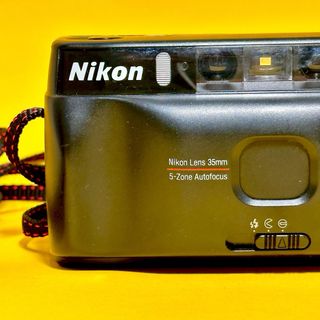 Nikon W35 Cámara Compacta Analógica 35mm