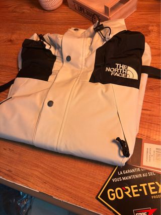 Chaqueta The North Face 1990 GTX Talla M
