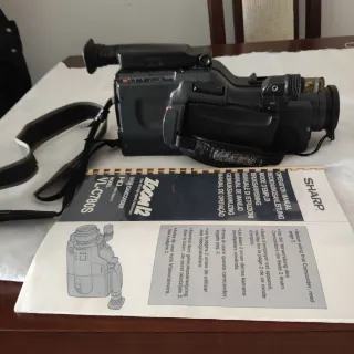 Videocámara Sharp VHS-C VL-C780S Zoom 12