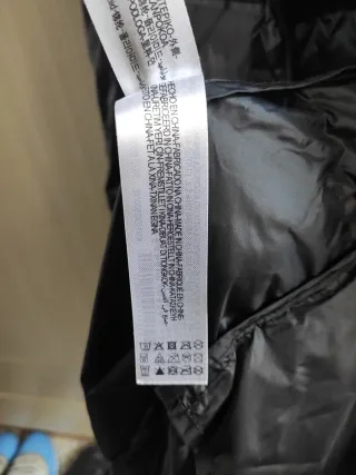 Abrigo Zara Negro Sin Mangas Con Gorro Talla XS