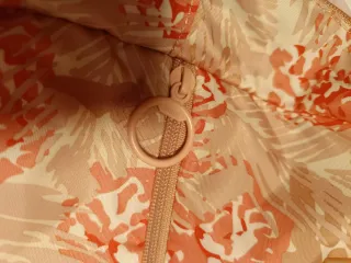 Mochila Puma floral rosa sin etiqueta