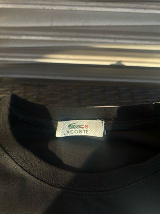 Camiseta Lacoste Negra Estampada