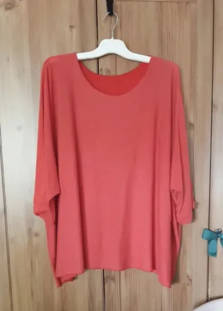 Lote 3 prendas de ropa. Ver descripción