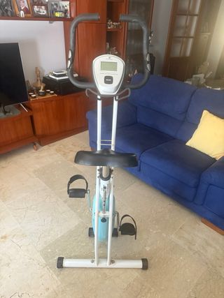 Bicicleta Estática Runfit Azul y Blanca