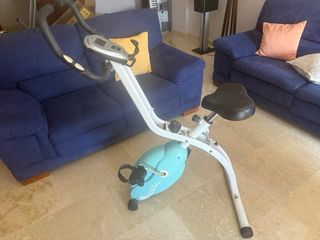 Bicicleta Estática Runfit Azul y Blanca