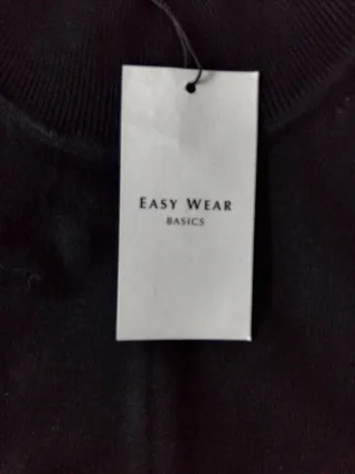 Top punto cuello perkins negro Talla M nuevo.