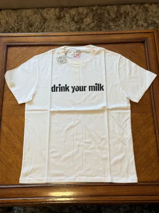 Camiseta Loewe drink your milk Talla M
