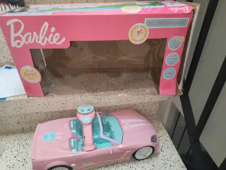 Macchina sportiva rosa Barbie