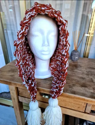 Gorro Lana Suave con Pompones