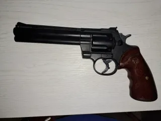 Pistola giocattolo in metallo caricarle a gas