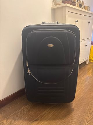 Maleta de viaje grande negra