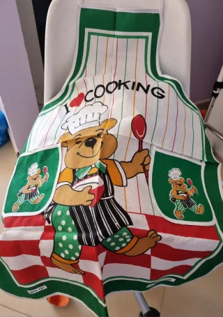 Grembiule da cucina con orsetto
