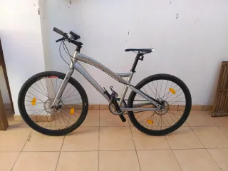 Bicicleta Specialized Centrum Plata