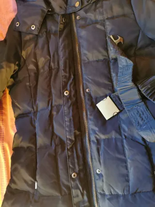 Abrigo plumífero Zara negro mujer