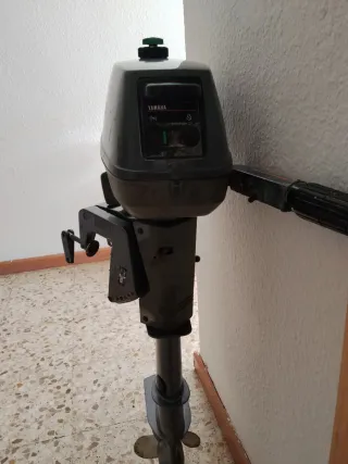 Motor fueraborda Yamaha 2'2kw